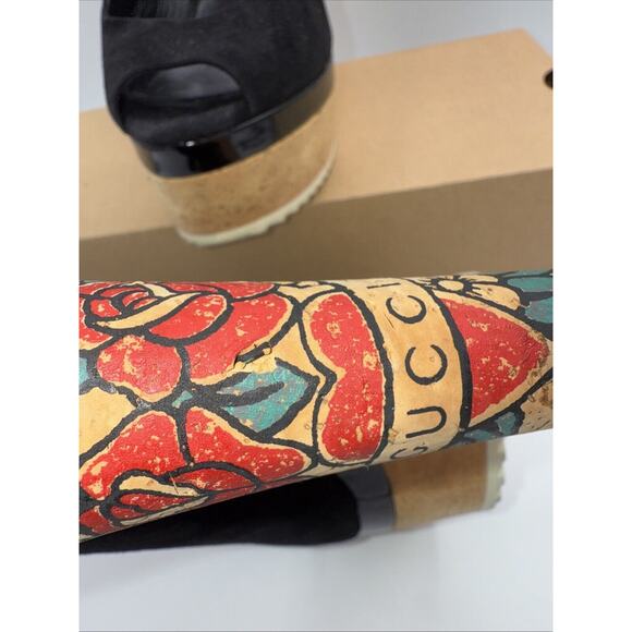 GUCCI READ **Black Suede SlingBack Cork Tattoo Wedge Platform Heel Sandals Sz 8 - Picture 6 of 14